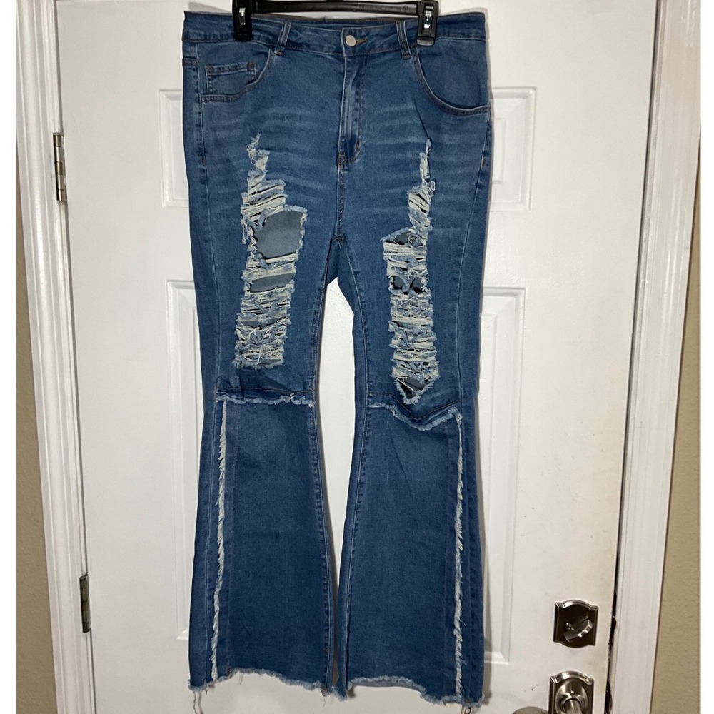 SHEIN Curve 1XL Distressed Flare Jeans Medium Wash Ripped Raw Hem High Rise